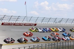 AutoTrader EchoPark Automotive 400