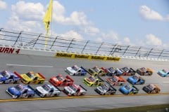 AutoTrader EchoPark Automotive 400