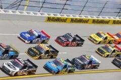 AutoTrader EchoPark Automotive 400