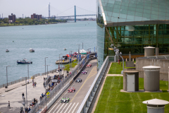 1_KICKINTIRESDETROITGP-154