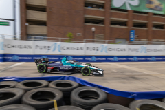 KICKINTIRESDETROITGP-109