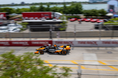 KICKINTIRESDETROITGP-121