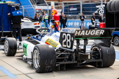 KICKINTIRESDETROITGP-49