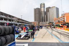 KICKINTIRESDETROITGP-52