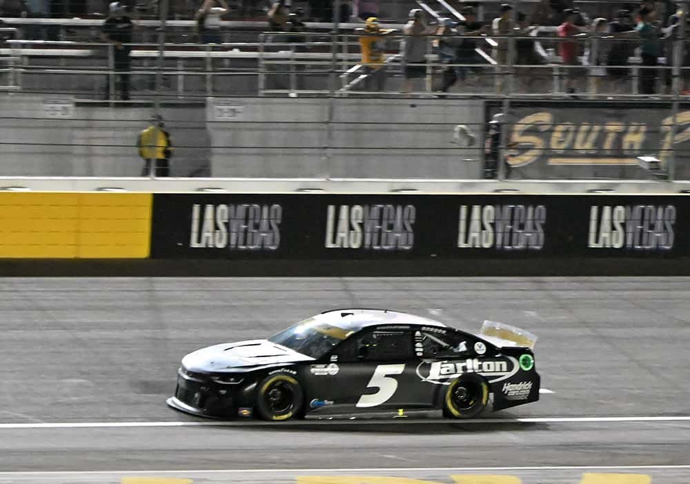 Kyle larson runs 10th in the nascar playoff race at las vegas motor speedway. Photo by jerry jordan/kickin' the tires