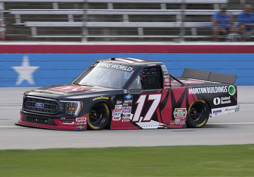 Ryan Preece runs the low line at Texas Motor Speedway. Photo courtesy Nigel Kinrade Photography