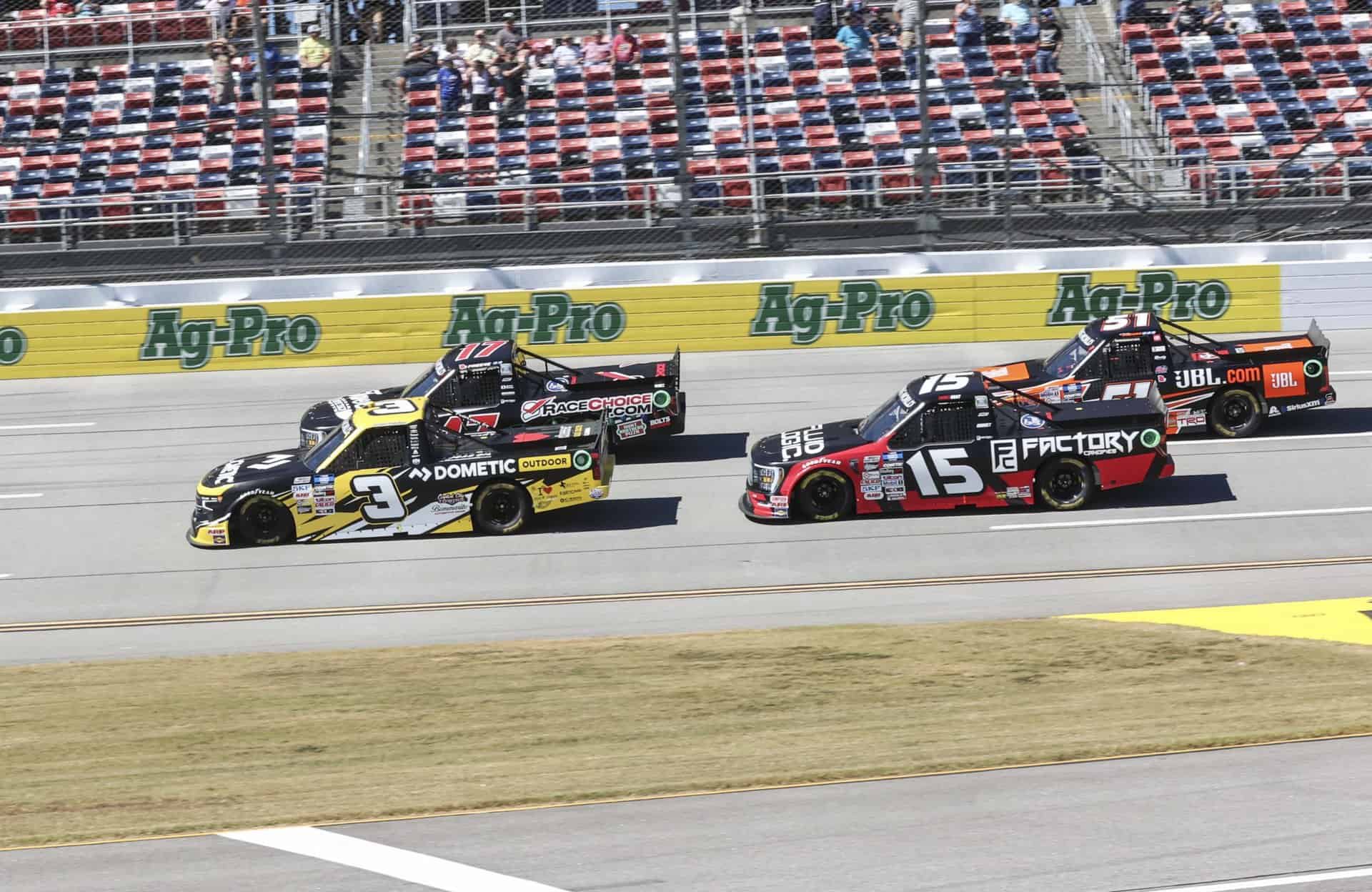 Jordan Anderson racing at Talladega Superspeedway in the 2022 Chevy Silverado 250 for Jordan Anderson Racing in the NASCAR Camping World Truck Series. Photo by Rachel Schuoler / Kickin' the Tires
