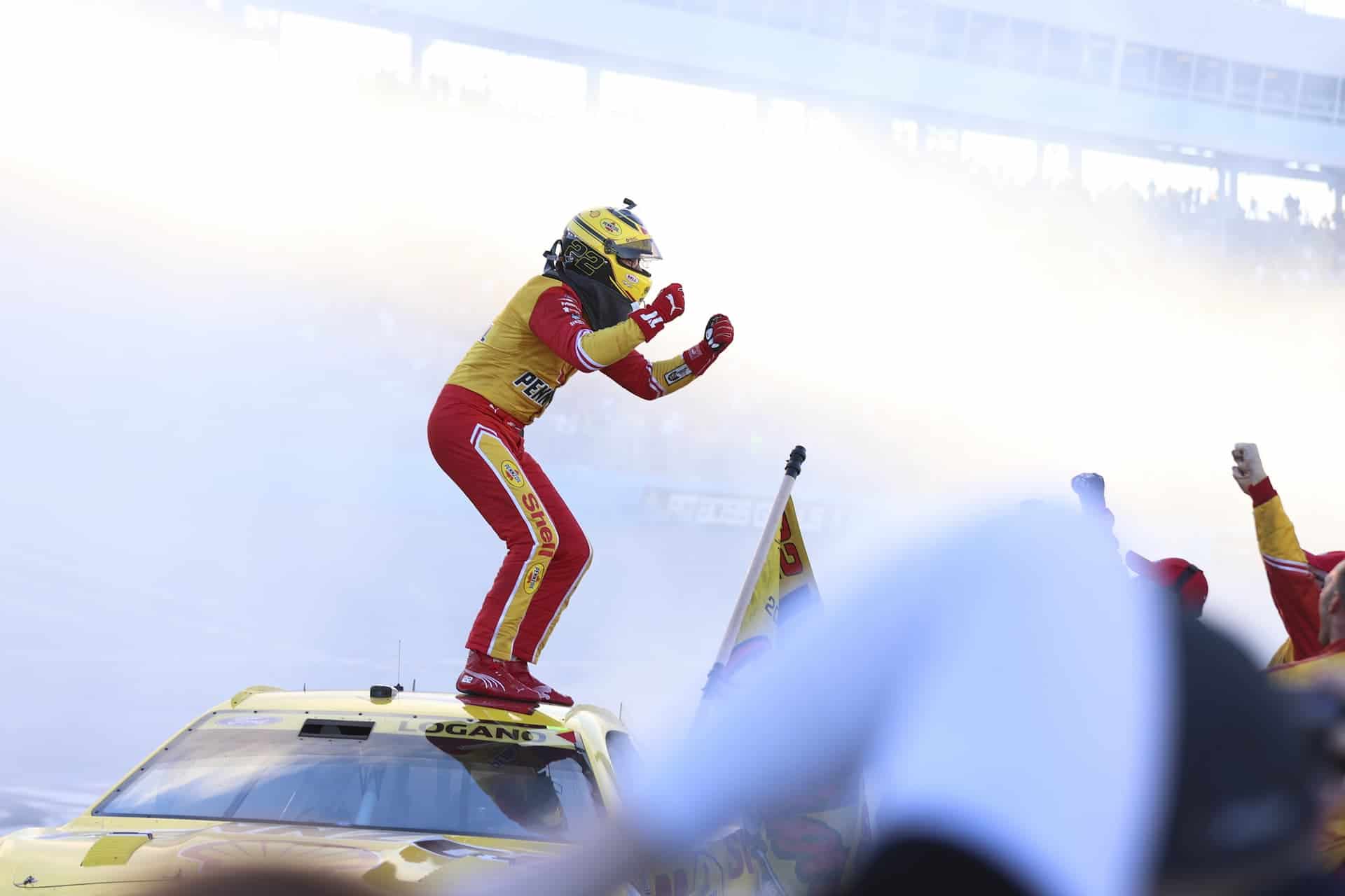 Joey Logano wins the race and the 2022 NASCAR Cup Series championship at Phoenix Raceway. Photo by Rachel Schuoler / Kickin' the Tires