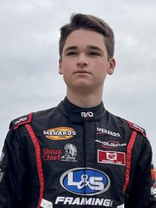 Vincent Delforge introduces us to ARCA Menards Series West driver Bradley Erickson.