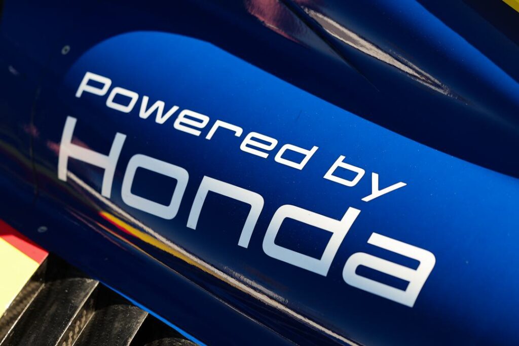Honda logo indycar sebring test day 2 by chris owens ref image without watermark m146012