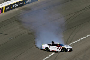 Mid-Race Spin Leaves Hamlin Mid-Pack At Las Vegas 1 Denny hamlin at las vegas motor speedway.