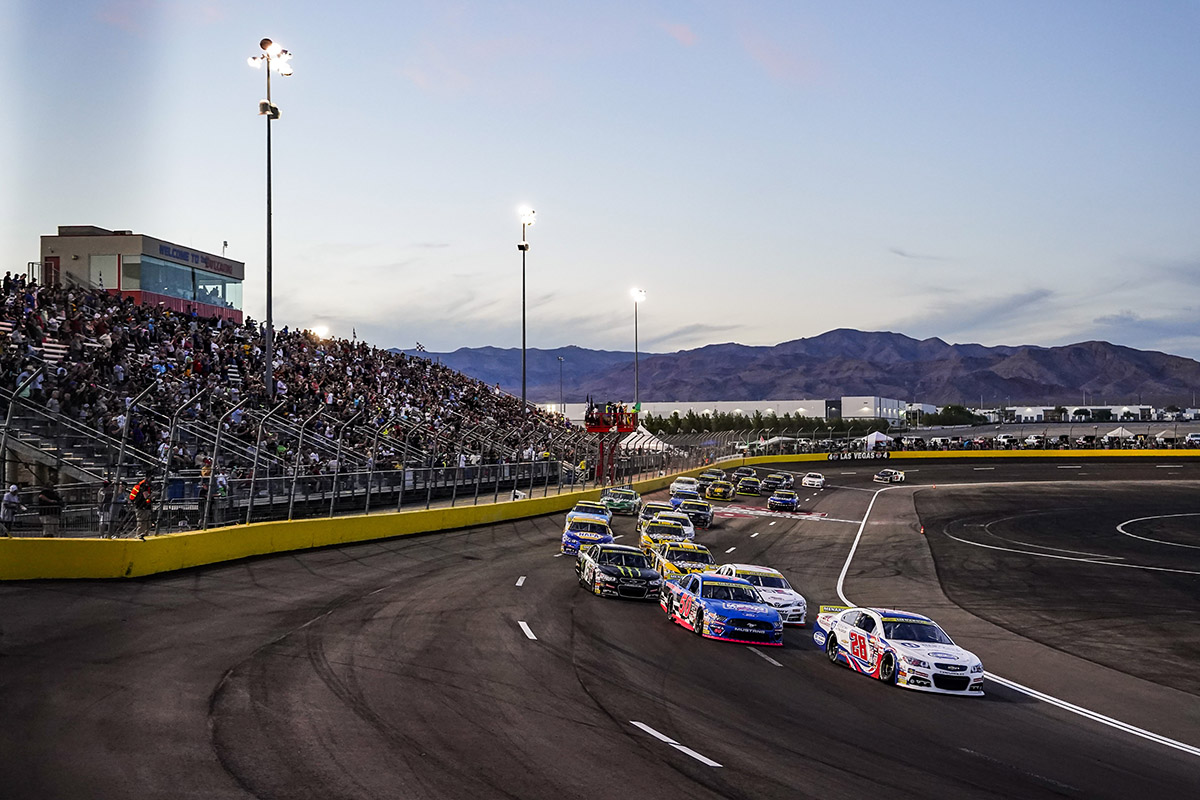Taylor Mayhew Wins Overtime Slugfest at The Bullring to Claim Kyle Busch Classic